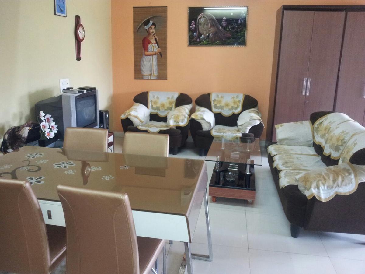 Sarang Lodging & Boarding Villa Satara Buitenkant foto