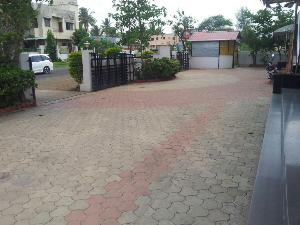 Sarang Lodging & Boarding Villa Satara Buitenkant foto